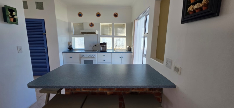 6 Bedroom Property for Sale in Vermont Western Cape